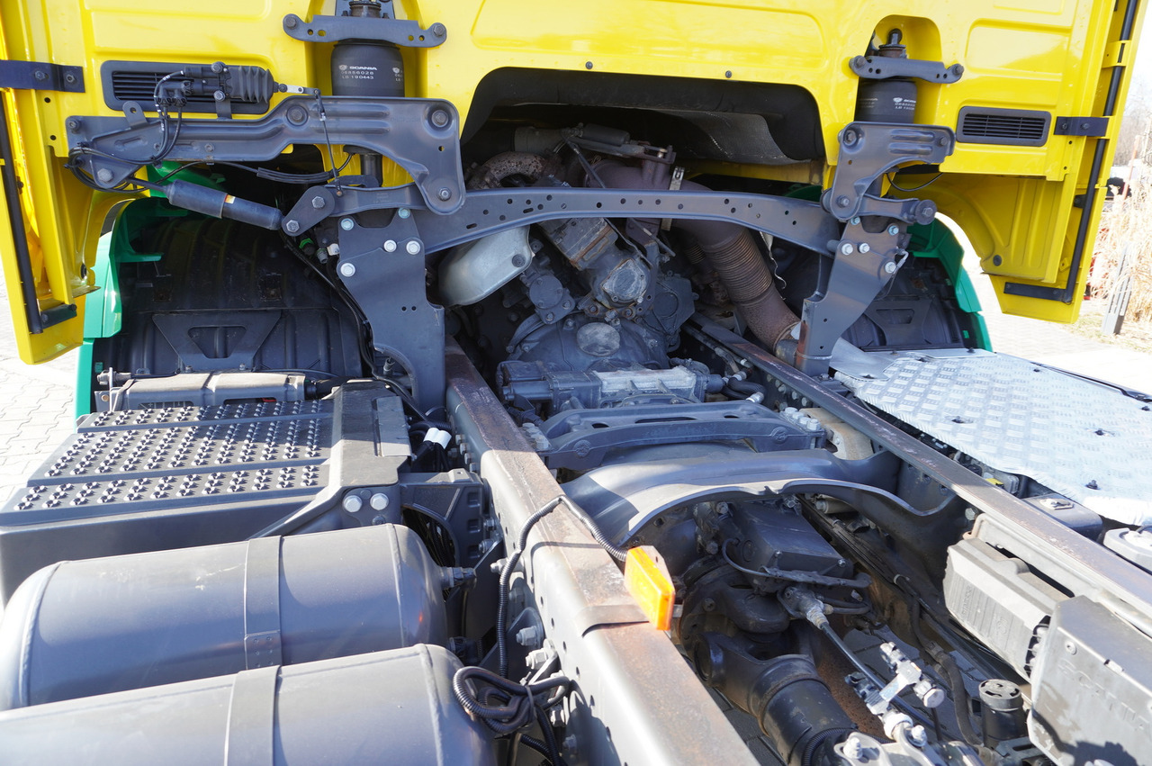 Cab chassis truck SCANIA R650 V8 8x4/4 E6 / 2020 / Frame 9.7 m: picture 11