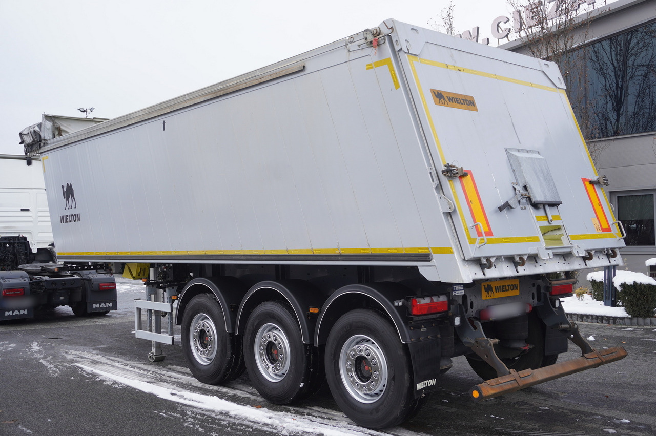 WIELTON NW-3 / weight 6.2 t / capacity 38m3 / Electrically folded roof / Teflon / 20 units, 2022 - Tipper semi-trailer: picture 3 WIELTON NW-3 / weight 6.2 t / capacity 38m3 / Electrically folded roof / Teflon / 20 units, 2022 - Tipper semi-trailer: picture 3