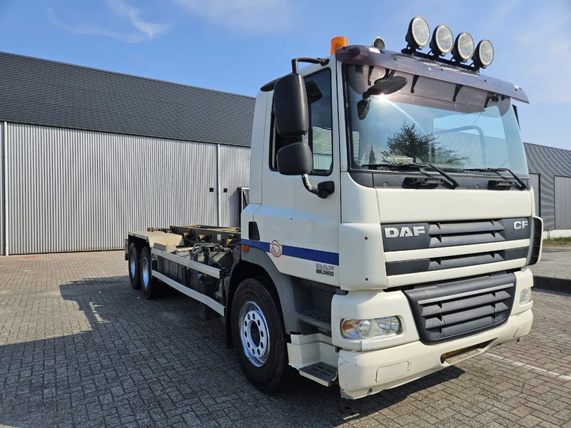 DAF CF 85 360 Manual 10 Tyres - Cab chassis truck: picture 2 DAF CF 85 360 Manual 10 Tyres - Cab chassis truck: picture 2
