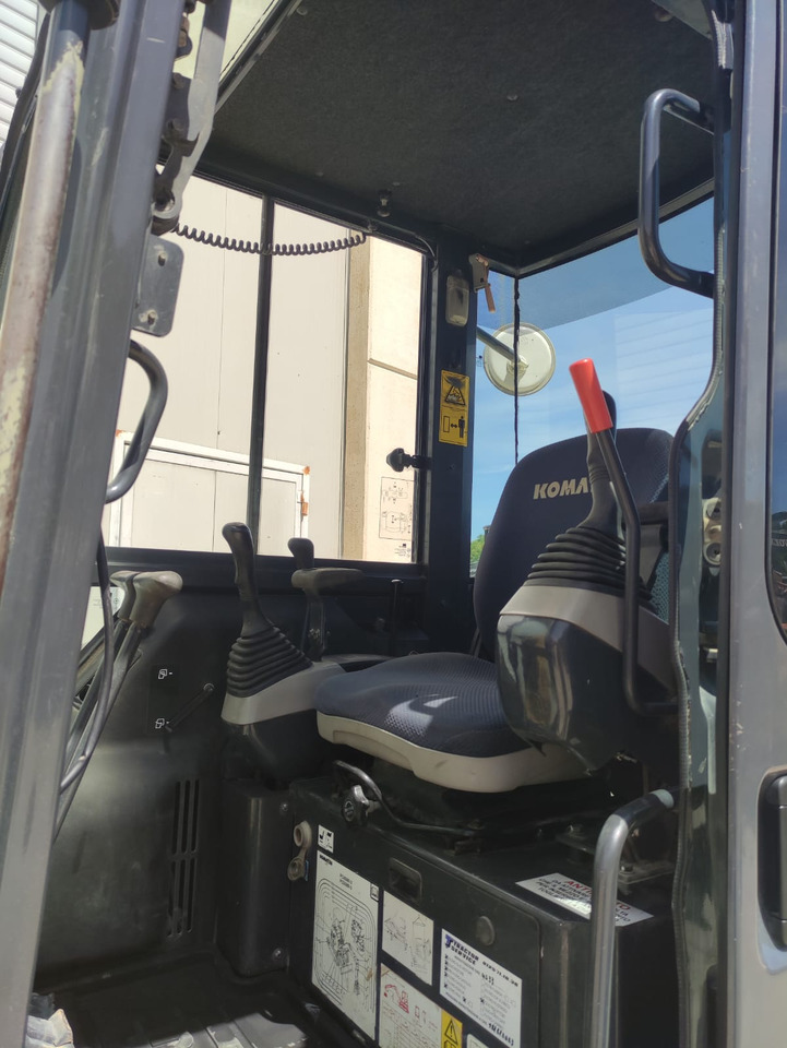 KOMATSU PC45MR-3 - Mini excavator: picture 5 KOMATSU PC45MR-3 - Mini excavator: picture 5