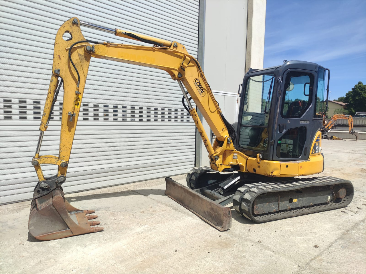 KOMATSU PC45MR-3 - Mini excavator: picture 1 KOMATSU PC45MR-3 - Mini excavator: picture 1