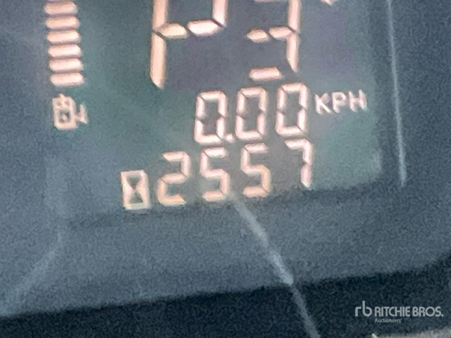 2012 Challenger Terra Gator 8333 3 WD Liquid Manure Spreader - Manure spreader: picture 3 2012 Challenger Terra Gator 8333 3 WD Liquid Manure Spreader - Manure spreader: picture 3