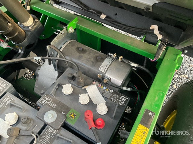 2023 John Deere Gator TE 4x2 Electric (Unused) Utility Vehicle - Utility/ Special vehicle: picture 5 2023 John Deere Gator TE 4x2 Electric (Unused) Utility Vehicle - Utility/ Special vehicle: picture 5