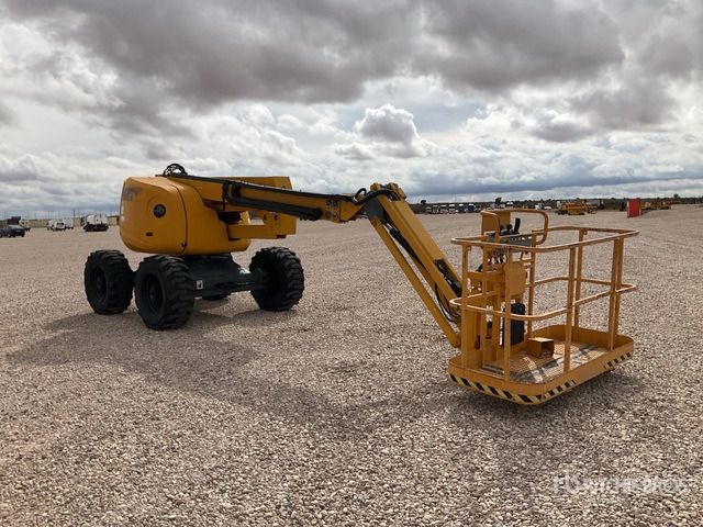 2003 Haulotte HA18PXNT 4WD Diesel Articulating Boom Lift - Articulated boom: picture 2 2003 Haulotte HA18PXNT 4WD Diesel Articulating Boom Lift - Articulated boom: picture 2