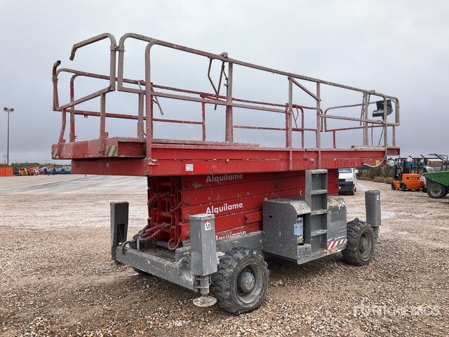 2007 Haulotte H18SXL 4x4 Diesel Scissor Lift - Scissor lift: picture 4 2007 Haulotte H18SXL 4x4 Diesel Scissor Lift - Scissor lift: picture 4