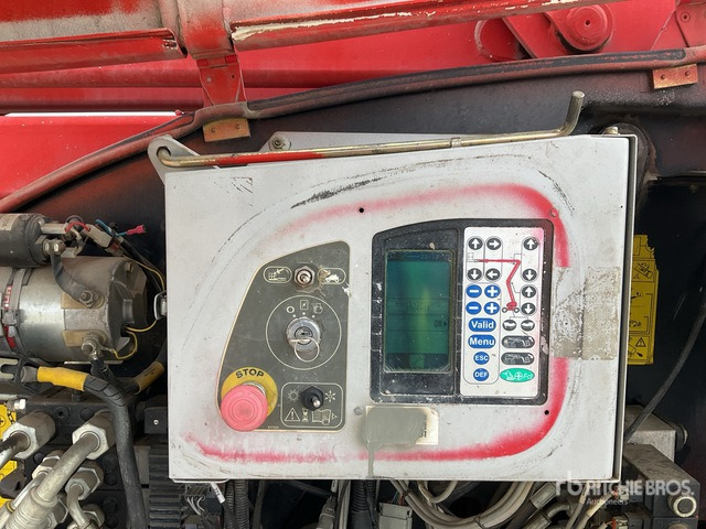 2007 Manitou 180ATJ 4WD Diesel Articulating Boom Lift - Articulated boom: picture 5 2007 Manitou 180ATJ 4WD Diesel Articulating Boom Lift - Articulated boom: picture 5