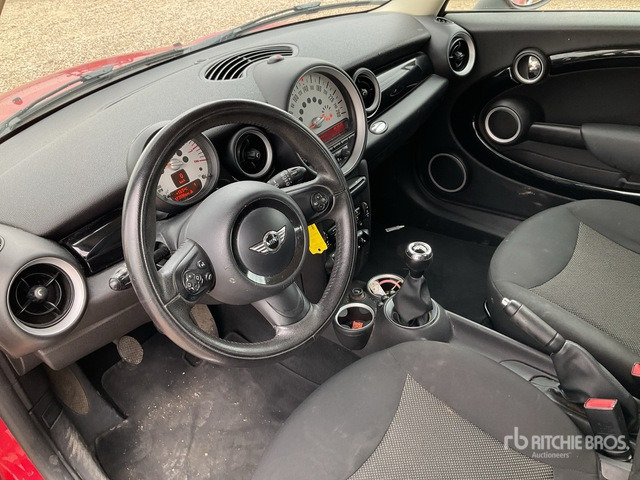 2013 Mini One Automobile - Car: picture 5 2013 Mini One Automobile - Car: picture 5