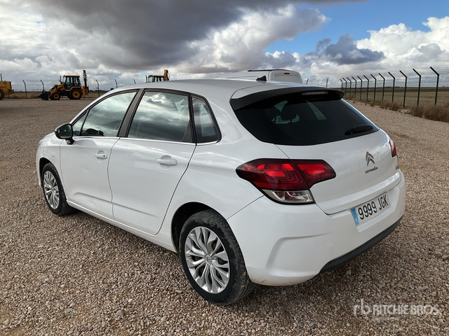 2015 Citroen C4 BlueHDI Automobile - Car: picture 2 2015 Citroen C4 BlueHDI Automobile - Car: picture 2