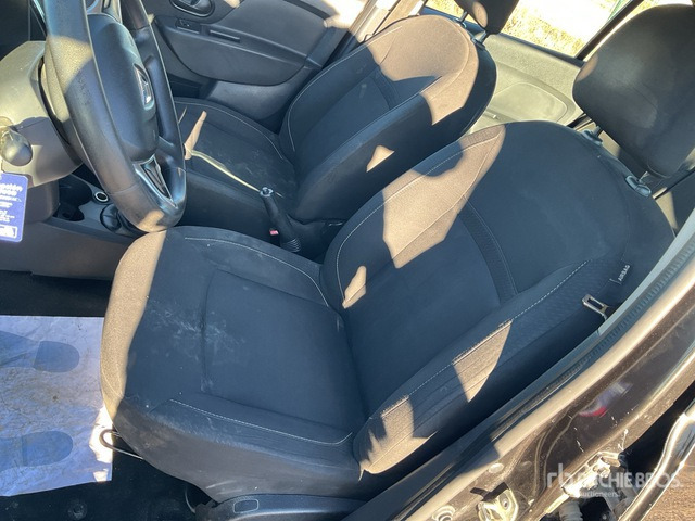 2018 DACIA Sandero Automobile - Car: picture 5 2018 DACIA Sandero Automobile - Car: picture 5