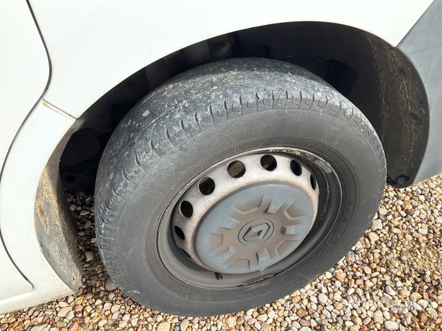 2021 Renault Master 4x2 Van Truck - Box truck: picture 5 2021 Renault Master 4x2 Van Truck - Box truck: picture 5