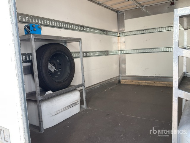 2021 Renault Master 4x2 Van Truck - Box truck: picture 5 2021 Renault Master 4x2 Van Truck - Box truck: picture 5