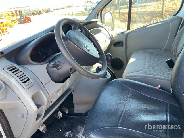 2011 Nissan Primastar Cargo Van - Commercial vehicle: picture 5 2011 Nissan Primastar Cargo Van - Commercial vehicle: picture 5