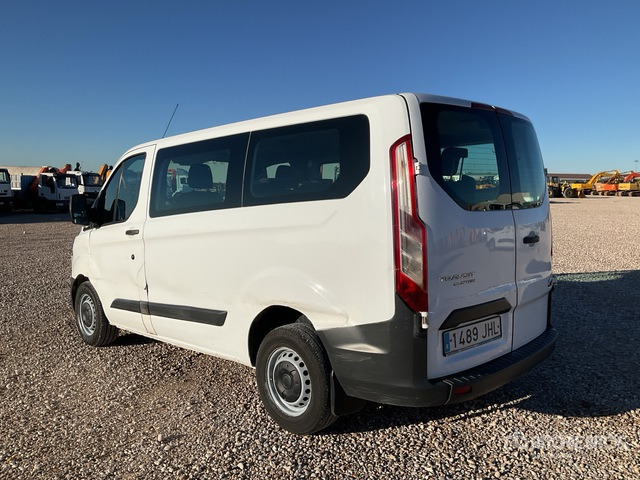 2015 Ford Transit Custom Cargo Van - Commercial vehicle: picture 3 2015 Ford Transit Custom Cargo Van - Commercial vehicle: picture 3
