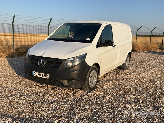 2017 Mercedes-Benz Vito 110 CDI Cargo Van - Commercial vehicle: picture 3 2017 Mercedes-Benz Vito 110 CDI Cargo Van - Commercial vehicle: picture 3