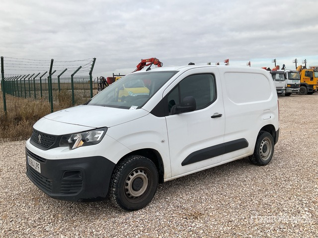 2021 Peugeot Partner Cargo Van - Commercial vehicle: picture 2 2021 Peugeot Partner Cargo Van - Commercial vehicle: picture 2