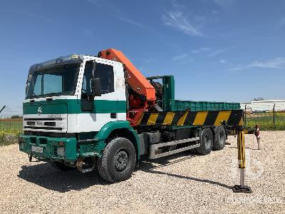 IVECO EUROTRAKKER 310 2002 Palfinger PK44002G 14500 k ... - Dropside/ Flatbed truck, Crane truck: picture 2 IVECO EUROTRAKKER 310 2002 Palfinger PK44002G 14500 k ... - Dropside/ Flatbed truck, Crane truck: picture 2