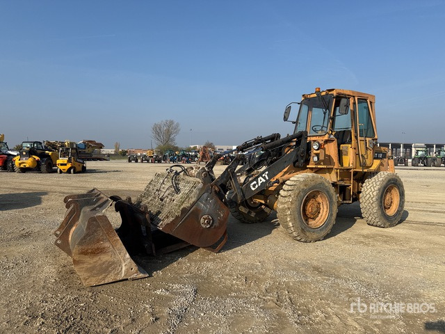 1989 Cat IT12 Wheel Loader - Wheel loader: picture 2 1989 Cat IT12 Wheel Loader - Wheel loader: picture 2