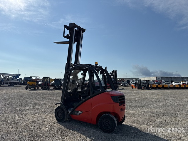 2004 Linde H35D 3500 kg Forklift - Forklift: picture 4 2004 Linde H35D 3500 kg Forklift - Forklift: picture 4