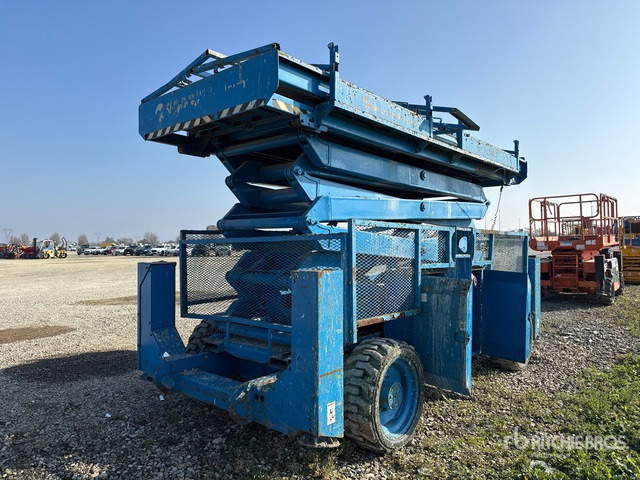 2007 Genie GS4390 Scissor Lift - Scissor lift: picture 1 2007 Genie GS4390 Scissor Lift - Scissor lift: picture 1