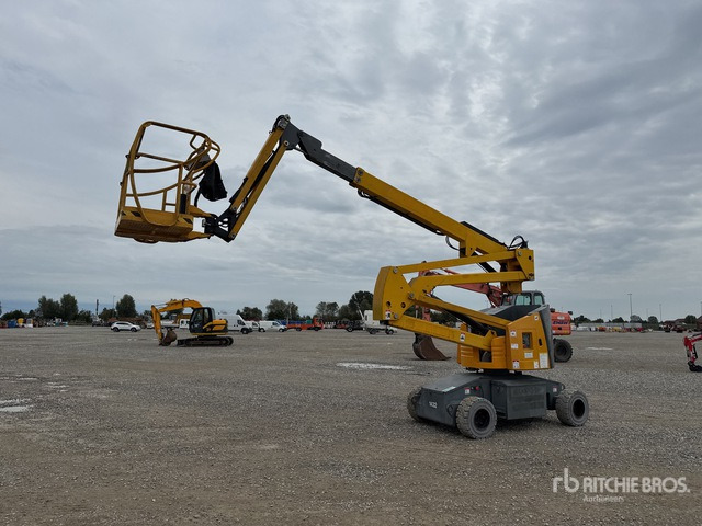 2007 Haulotte HA15IP Piattaforma monobraccio articolata - Articulated boom: picture 1 2007 Haulotte HA15IP Piattaforma monobraccio articolata - Articulated boom: picture 1