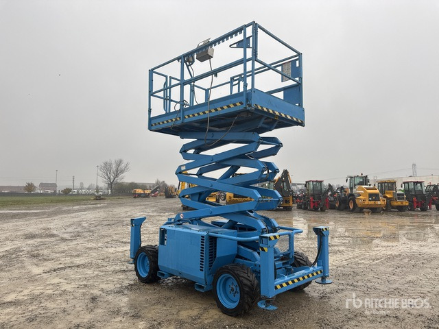 2007 Skyjack SJ6832 RT Diesel Scissor Lift - Scissor lift: picture 1 2007 Skyjack SJ6832 RT Diesel Scissor Lift - Scissor lift: picture 1