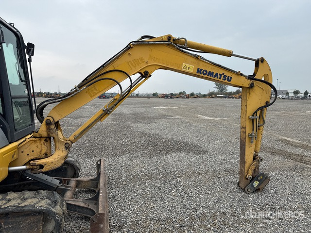 2010 Komatsu PC50MR-2 Mini escavatore: <6.6t - Mini excavator: picture 5 2010 Komatsu PC50MR-2 Mini escavatore: <6.6t - Mini excavator: picture 5