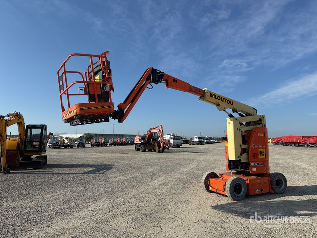 2012 JLG E300 AJP Electric Articulating Boom Lift - Articulated boom: picture 1 2012 JLG E300 AJP Electric Articulating Boom Lift - Articulated boom: picture 1