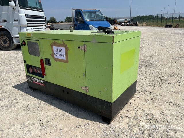 2015 Pramac GSW50Y 44 kVA Generator Set - Generator set: picture 1 2015 Pramac GSW50Y 44 kVA Generator Set - Generator set: picture 1