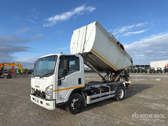 2017 Isuzu NPR 75 Rear Loader Waste Collection Truck - Garbage truck: picture 1 2017 Isuzu NPR 75 Rear Loader Waste Collection Truck - Garbage truck: picture 1