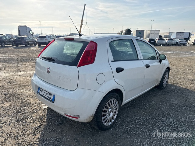 2018 Fiat Grande Punto Van Truck - Car: picture 3 2018 Fiat Grande Punto Van Truck - Car: picture 3