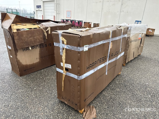 2025 Vmoto CUX Electric (Unused) Scooter - Motorcycle: picture 3 2025 Vmoto CUX Electric (Unused) Scooter - Motorcycle: picture 3