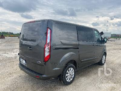 FORD TRANSIT CUSTOM 300 L1H1 TIT 2.0 ECOBLUE ... - Box truck: picture 3 FORD TRANSIT CUSTOM 300 L1H1 TIT 2.0 ECOBLUE ... - Box truck: picture 3