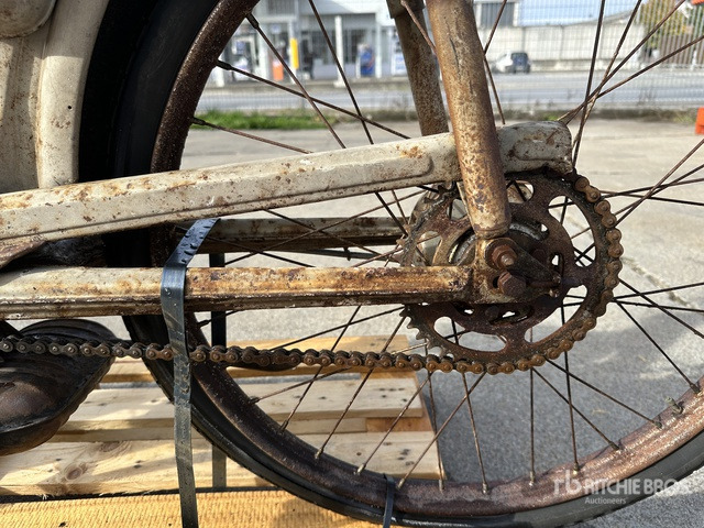 Innocenti Labretta 48 Classic Bike - Motorcycle: picture 3 Innocenti Labretta 48 Classic Bike - Motorcycle: picture 3