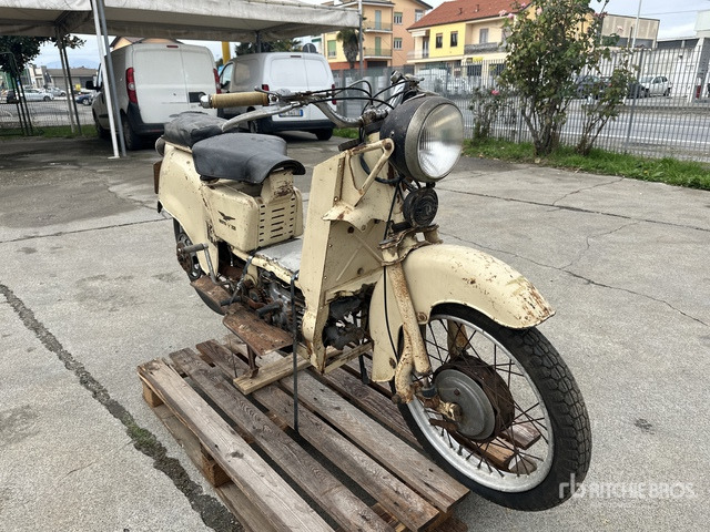 Moto Guzzi Classic Bike - Motorcycle: picture 3 Moto Guzzi Classic Bike - Motorcycle: picture 3