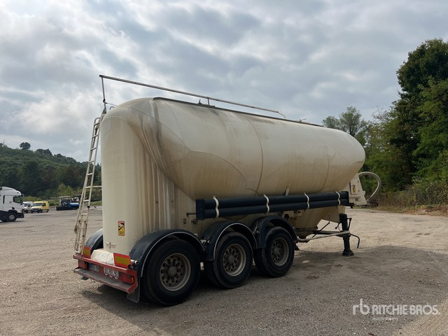 2001 Spitzer Eurovrac S27DRF030 Remorque Citerne Pulverisateur Sprayer Transport Trailer - Silo semi-trailer: picture 4 2001 Spitzer Eurovrac S27DRF030 Remorque Citerne Pulverisateur Sprayer Transport Trailer - Silo semi-trailer: picture 4