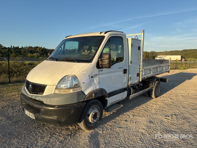 2008 Renault Mascott 130 dxi 4x2 Camion Benne Dump Truck: Light Duty - Tipper van: picture 3 2008 Renault Mascott 130 dxi 4x2 Camion Benne Dump Truck: Light Duty - Tipper van: picture 3