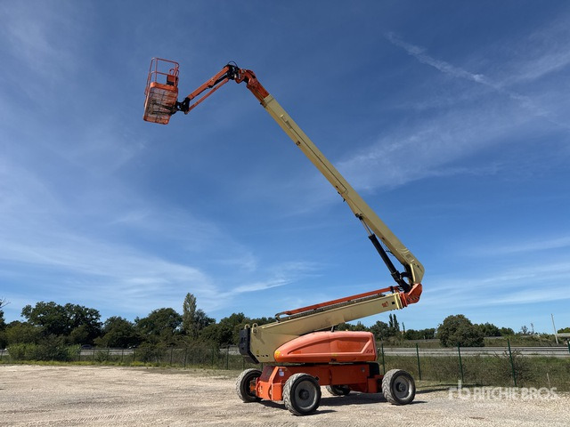2013 JLG 1250AJP 4WD Diesel Nacelle Articulee Articulating Boom Lift - Articulated boom: picture 4 2013 JLG 1250AJP 4WD Diesel Nacelle Articulee Articulating Boom Lift - Articulated boom: picture 4