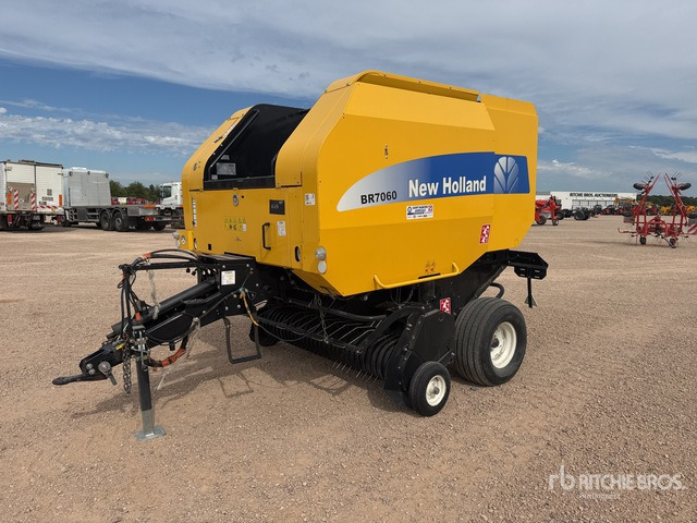 2013 New Holland BR7060 Presse A Balles Rondes Round Baler - Round baler: picture 1 2013 New Holland BR7060 Presse A Balles Rondes Round Baler - Round baler: picture 1