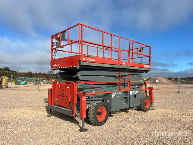 2018 Skyjack SJ9250 RT 4x4 Nacelle Ciseaux Scissor Lift - Scissor lift: picture 1 2018 Skyjack SJ9250 RT 4x4 Nacelle Ciseaux Scissor Lift - Scissor lift: picture 1