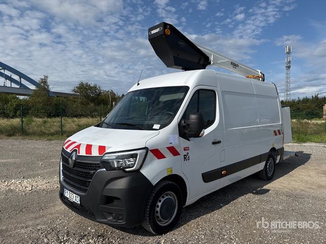 2021 Renault Master 145 DXI 2021 Versalift VTL 135 13 m on ... Bucket Truck - Truck mounted aerial platform: picture 2 2021 Renault Master 145 DXI 2021 Versalift VTL 135 13 m on ... Bucket Truck - Truck mounted aerial platform: picture 2