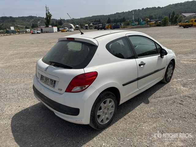 2011 Peugeot 207 Vehicule Utilitaire (Inoperable) Cargo Van - Commercial vehicle: picture 3 2011 Peugeot 207 Vehicule Utilitaire (Inoperable) Cargo Van - Commercial vehicle: picture 3