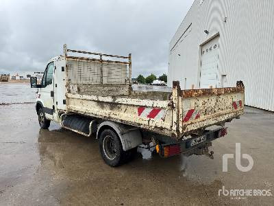 IVECO 35C12 Camion Benne - Tipper: picture 3 IVECO 35C12 Camion Benne - Tipper: picture 3