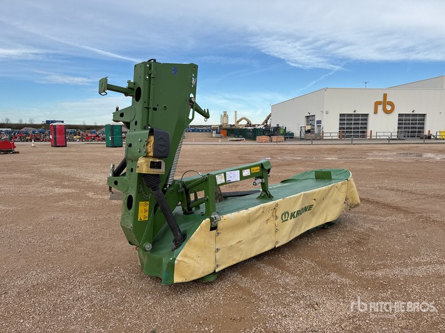 Krone EasyCut R320 Disc Mower - Mower: picture 2 Krone EasyCut R320 Disc Mower - Mower: picture 2