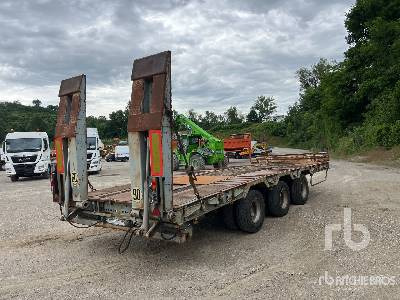 LOUAULT 7.40 m Tri/A Remorque Plateau B ... - Dropside/ Flatbed semi-trailer: picture 3 LOUAULT 7.40 m Tri/A Remorque Plateau B ... - Dropside/ Flatbed semi-trailer: picture 3