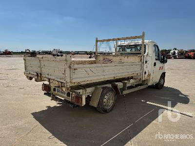 PEUGEOT BOXER 4x2 - Tipper: picture 3 PEUGEOT BOXER 4x2 - Tipper: picture 3