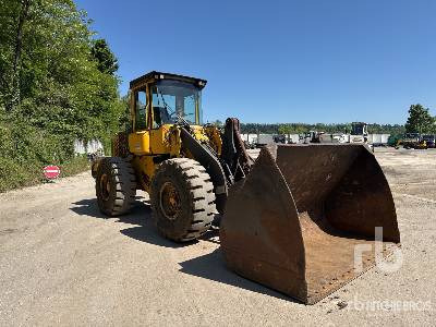VOLVO L90E Chargeuse Sur Pneus (Inoperable) - Wheel loader: picture 4 VOLVO L90E Chargeuse Sur Pneus (Inoperable) - Wheel loader: picture 4