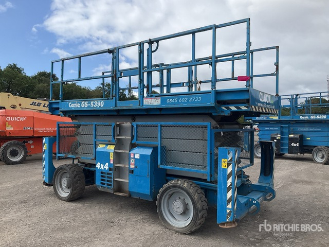 2008 Genie GS5390 4x4 Diesel Scissor Lift - Scissor lift: picture 4 2008 Genie GS5390 4x4 Diesel Scissor Lift - Scissor lift: picture 4
