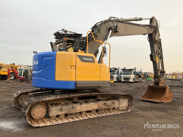 2014 Volvo ECR235DL Tracked Excavator - Crawler excavator: picture 4 2014 Volvo ECR235DL Tracked Excavator - Crawler excavator: picture 4