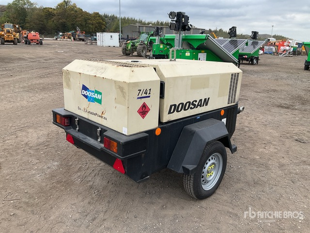 2016 Doosan 7/41 2016 Doosan 7/41 Air Compressor Air Compressor - Air compressor: picture 4 2016 Doosan 7/41 2016 Doosan 7/41 Air Compressor Air Compressor - Air compressor: picture 4
