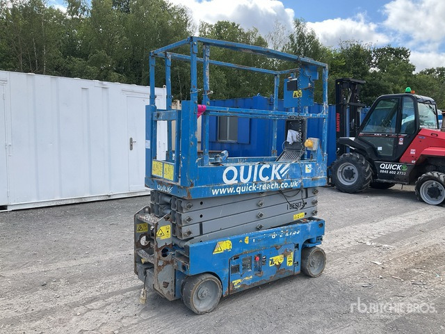 2016 Genie GS1932 Electric Scissor Lift - Scissor lift: picture 4 2016 Genie GS1932 Electric Scissor Lift - Scissor lift: picture 4